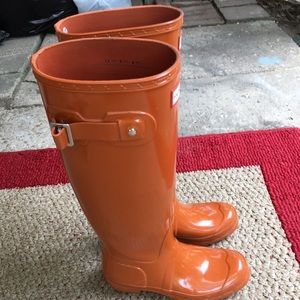 Rain boots
